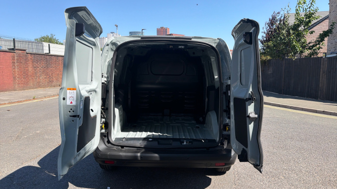 Ford Transit Courier Petrol 1.0 EcoBoost 125ps Trend Van Auto - Image 3